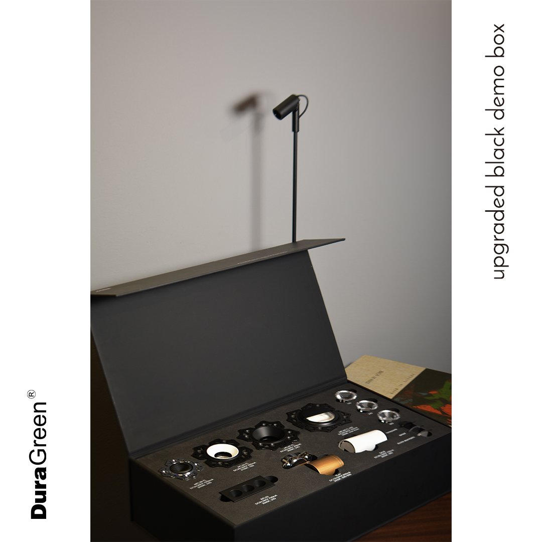 black gift box 1