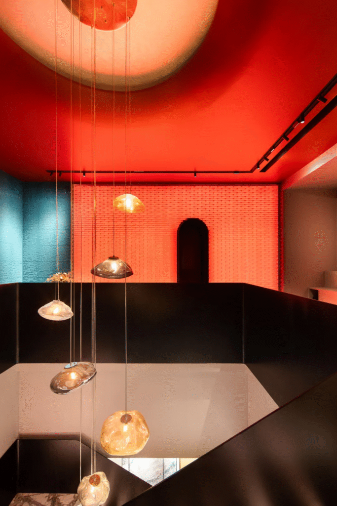 VERSACE Showroom